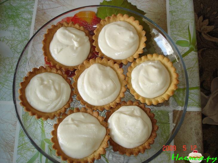 Пирожные песочные с фруктами Пирожные песочные с фруктами