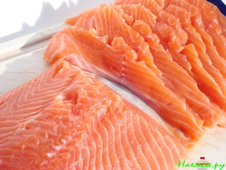 Шашлычки из форели с ароматом дыма