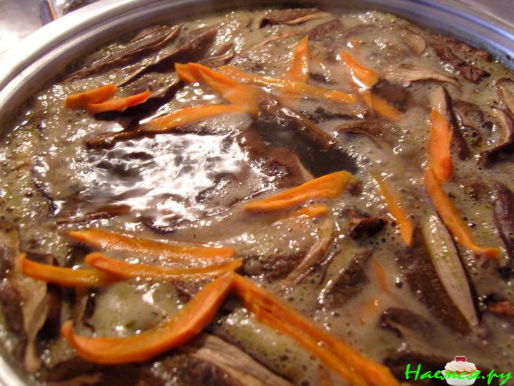 Суп грибной с сыром