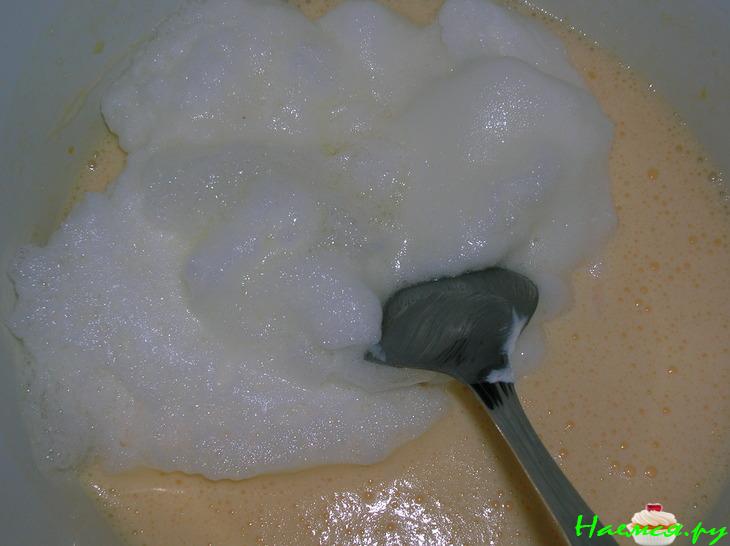 Сырно-творожный пирожок (на очень скорую руку) Сырно-творожный пирожок (на очень скорую руку)