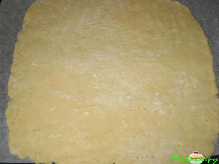 Фруктовый пирог с посыпкой