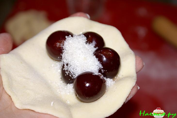 Вареники с вишней на кефире