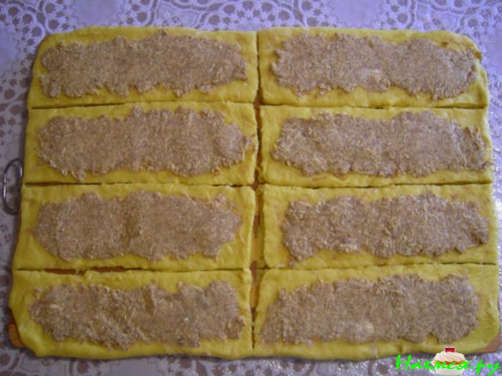 Дрожжевой пирог с печеночной начинкой Дрожжевой пирог с печеночной начинкой