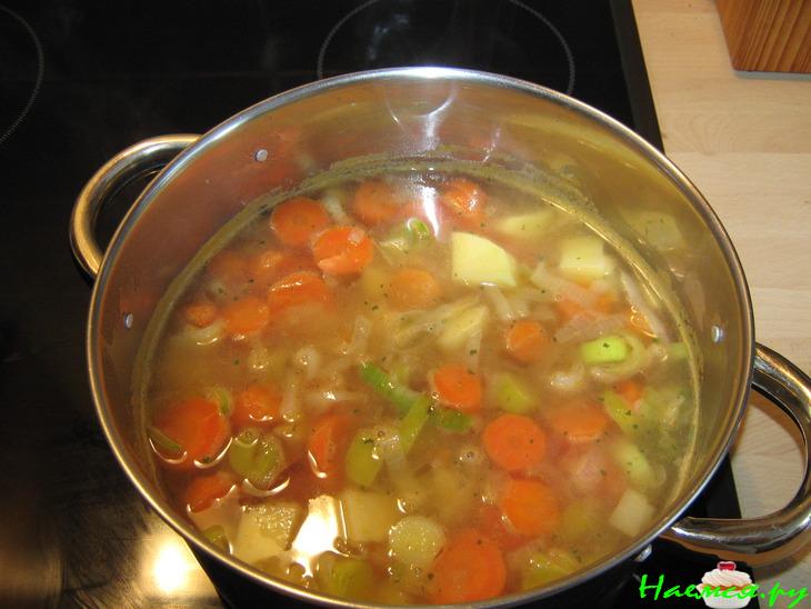 Морковный суп-пюре с брынзой