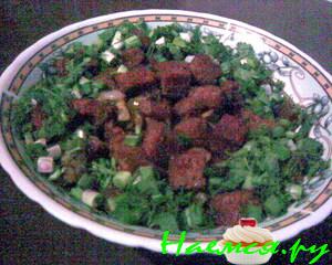 Теплый крестьянский салат