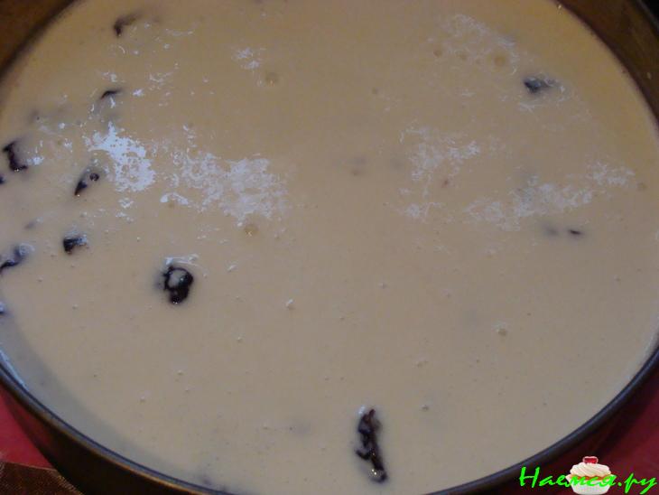 Пирог творожный с черносливом "Нежность"