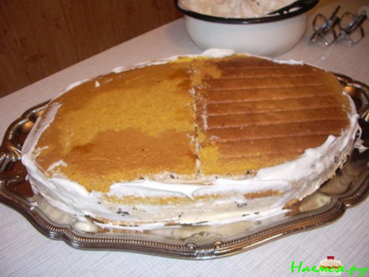 Торт бисквитный "Праздничный" с суфле и белковым кремом