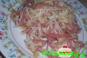 Салат из капусты с грушей