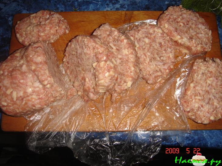 Мясные медальоны Мясные медальоны