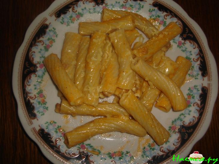 Макароны с котлетой по-хитрому