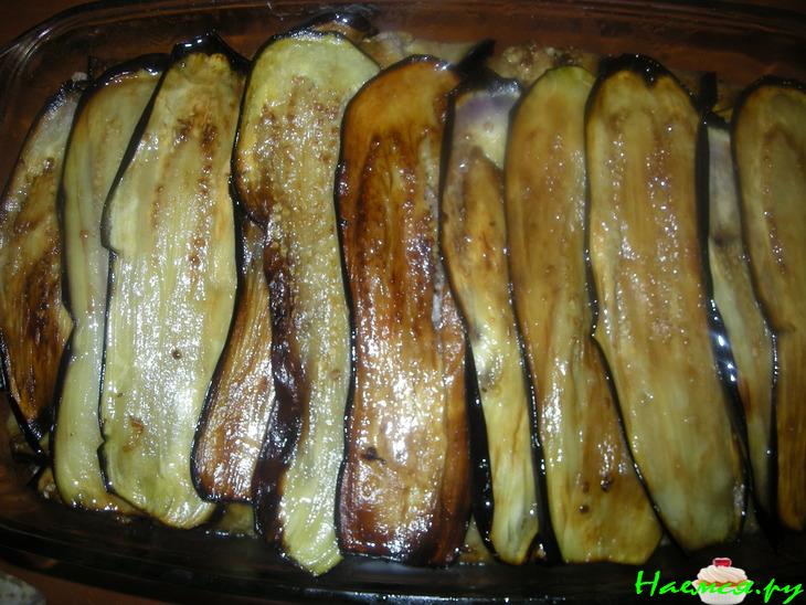 Мусака с фаршем и сыром Мусака с фаршем и сыром
