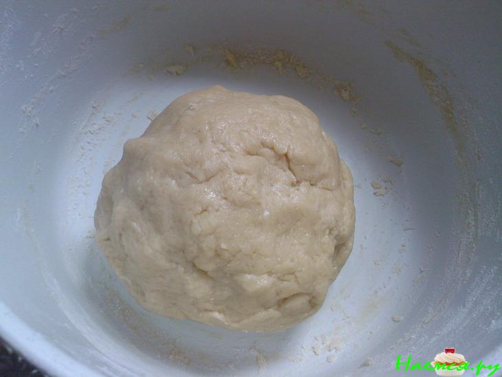 Творожные пирожные с ананасами и мармеладом