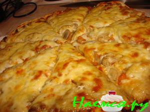 Тесто для пиццы от "Оскароносного" шеф повара Вольфганга Пака и пицца из него 