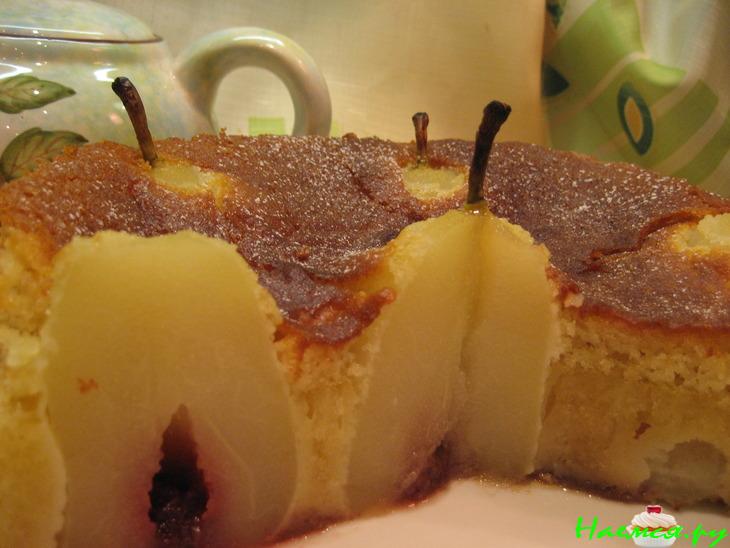 Торт бисквитный с грушами в сиропе