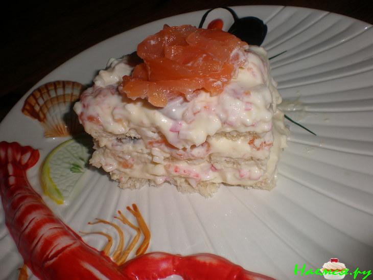 Рыбный торт с сырно-майонезной пропиткой