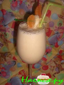 Коктейль Бананово-мандариновый