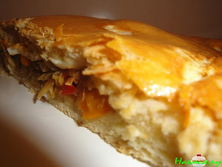 Полуслоёное дрожжевое тесто и пирог из него