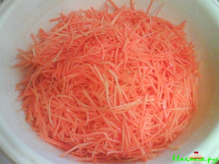 Хе из моркови с баклажанами