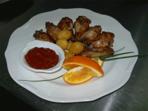 Куриные крылышки с соусом Барбекю