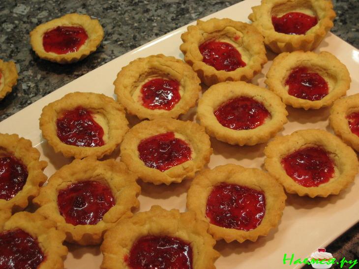 Корзиночки с зефирным кремом