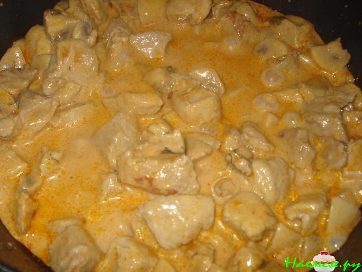 Мясо в сырном соусе Мясо в сырном соусе