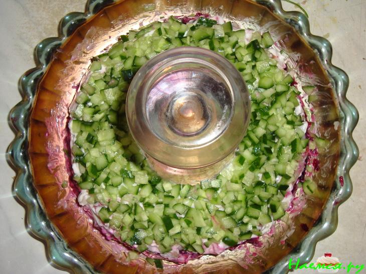 Салат "Коралловый браслет"