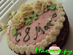 Клубничный торт с лимонным сюрпризом к женскому празднику