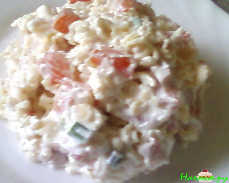 Салат простой с вермишелью