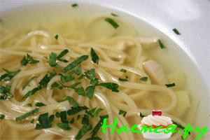 Куриный суп с домашней лапшой