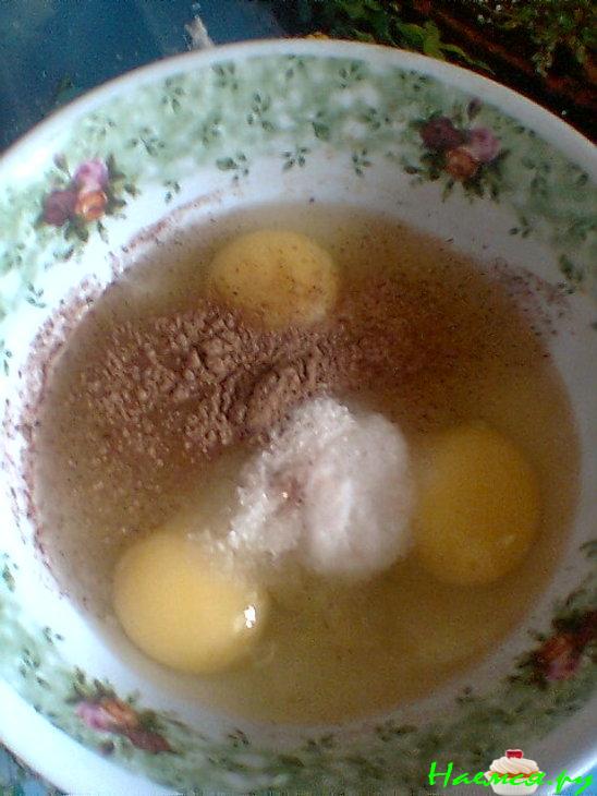 Манный пирог карамельно-шоколадный