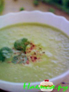 Гороховый суп-пюре с зеленым горохом