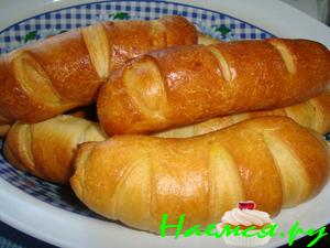 Полосатые кифле с сыром