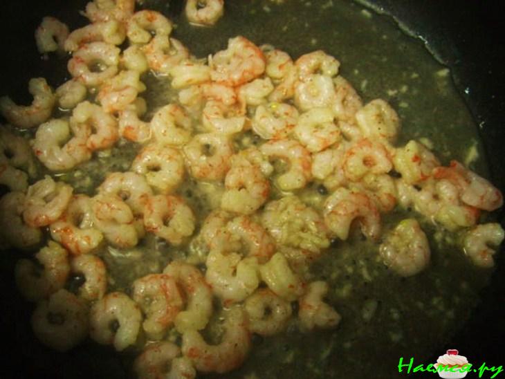 Макароны с креветками и помидорами Макароны с креветками и помидорами