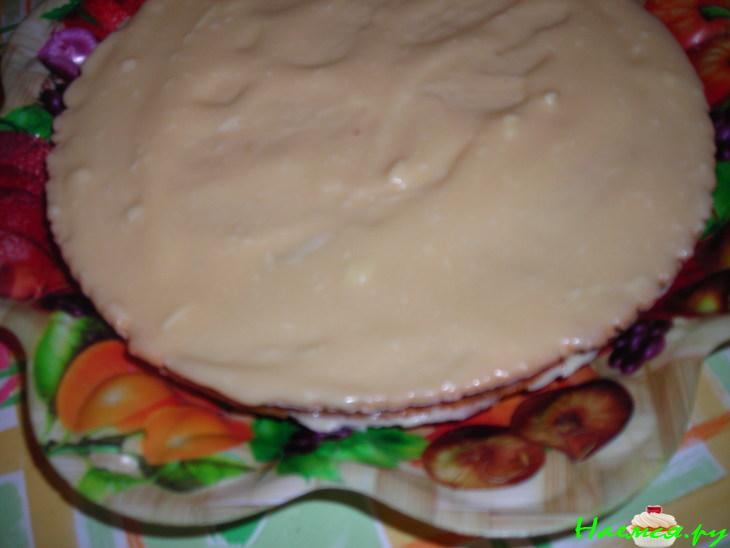 Торт «Медовый» (с ягодно-ореховой прослойкой) Торт «Медовый» (с ягодно-ореховой прослойкой)