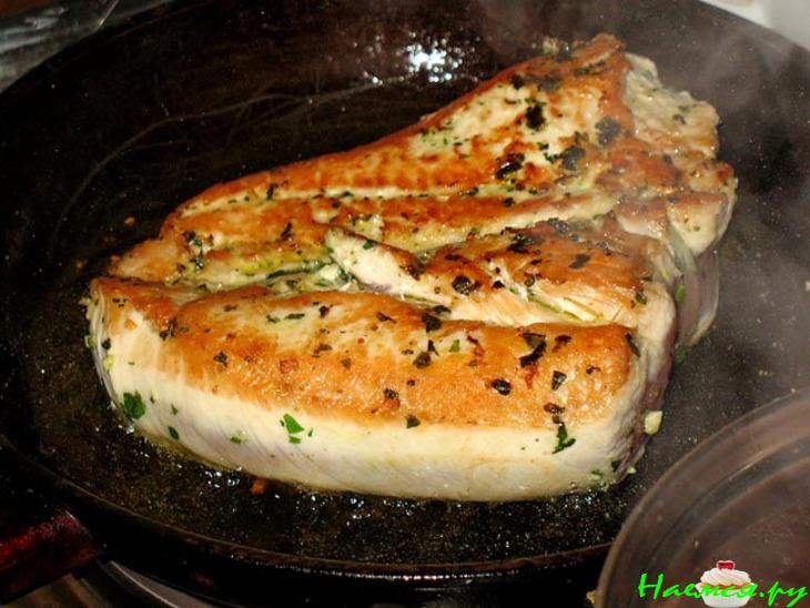 Филе индейки на карпачио из редиса