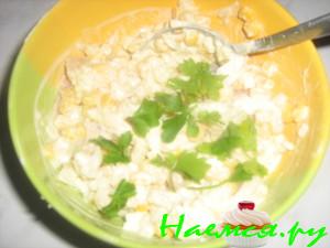 Просто салатик с кальмарами Просто салатик с кальмарами