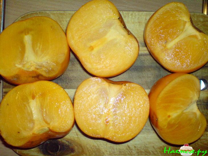 Десерт 'Хурма в сливках'