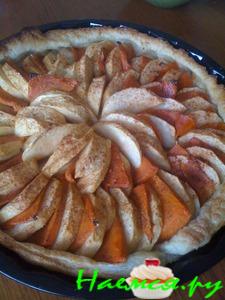 Пирог 'Радужный' с тыквой и яблоками Пирог 'Радужный' с тыквой и яблоками