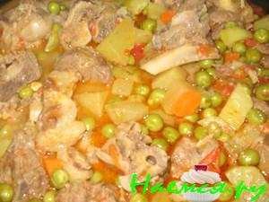 Блюдо из зелёного горошка Блюдо из зелёного горошка