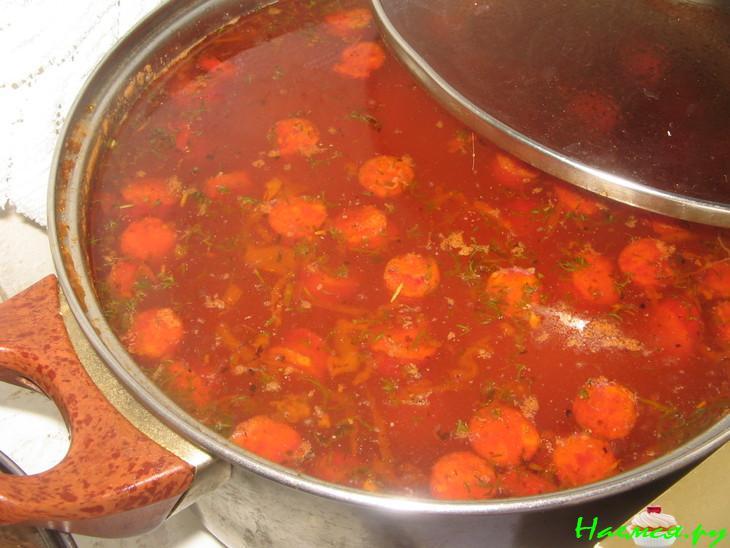 Суп с охотничьими колбасками