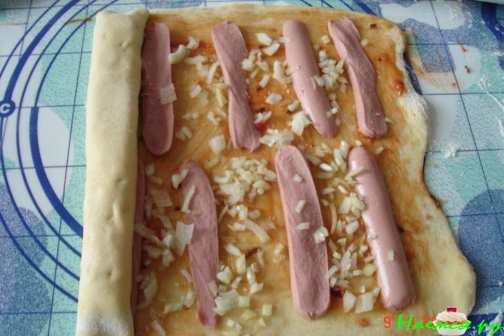 Батон с начинкой