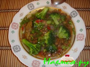 Суп из чечевицы с брокколи