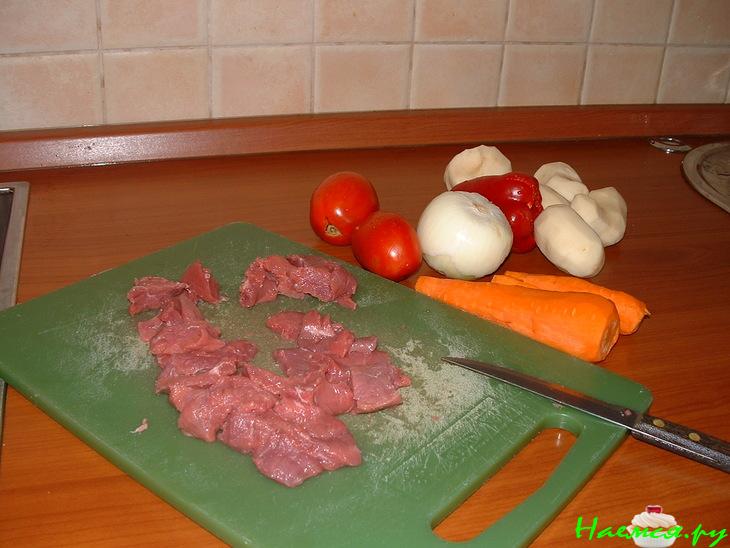 Гуляш-левеш