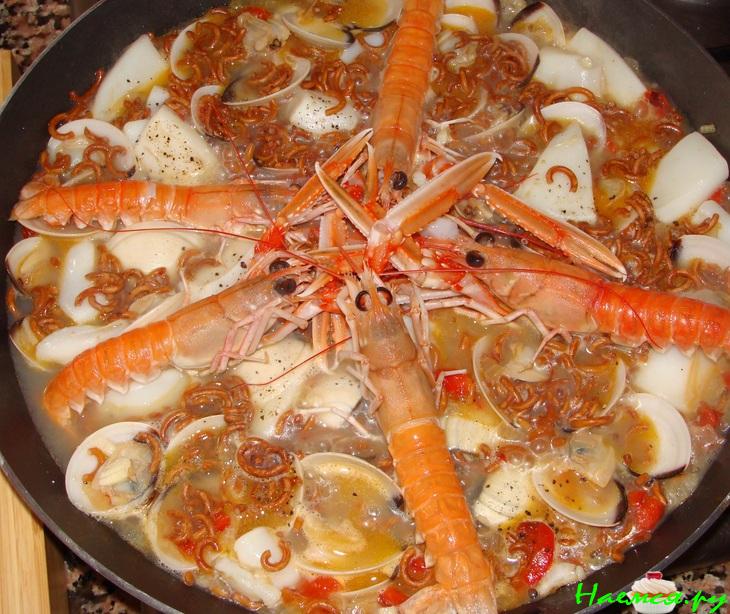 "Фидеуа"-паста с морепродуктами