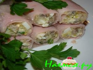 Рулетики ветчинные заливные