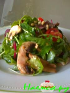 Салат из листьев бебимикс