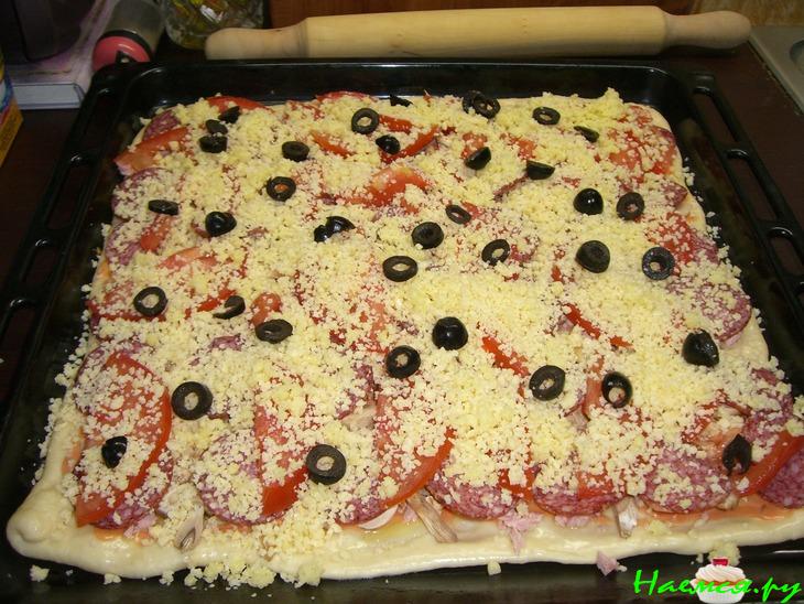 Пицца квадратная "чтоб всем хватило!!!"