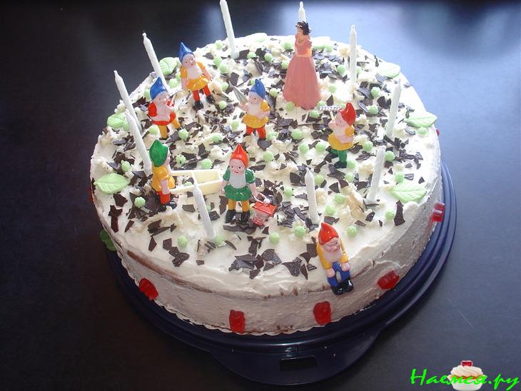 Tорт "Белоснежкa и 7 гномиков"