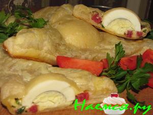 Простые пирожки из слоёного теста