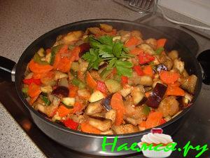 Баклажанное рагу или икра из баклажан